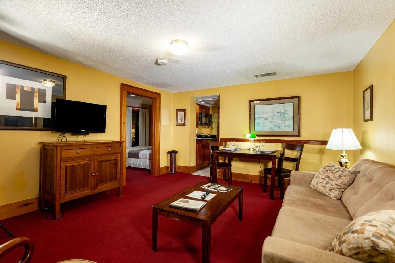Superior Suite