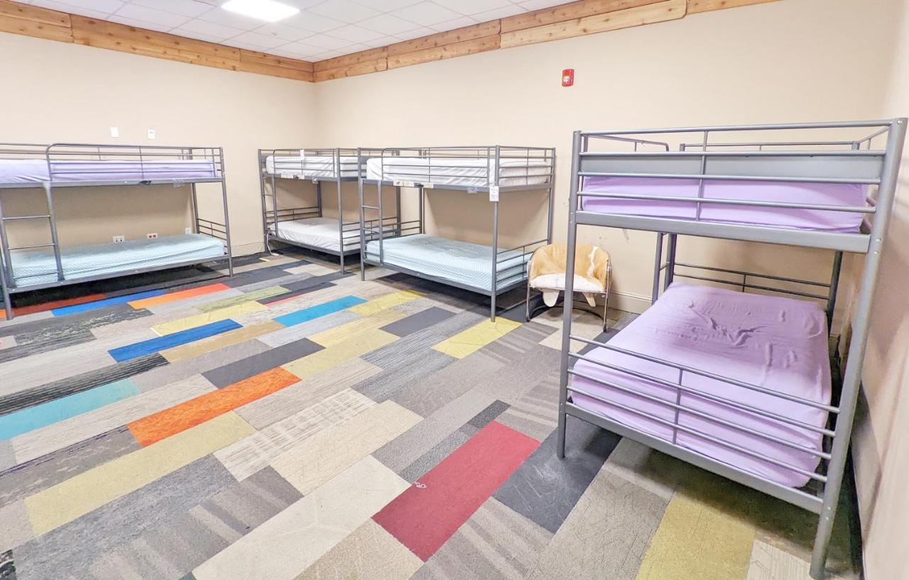 Bed in 8-Bed Mixed Dormitory Room