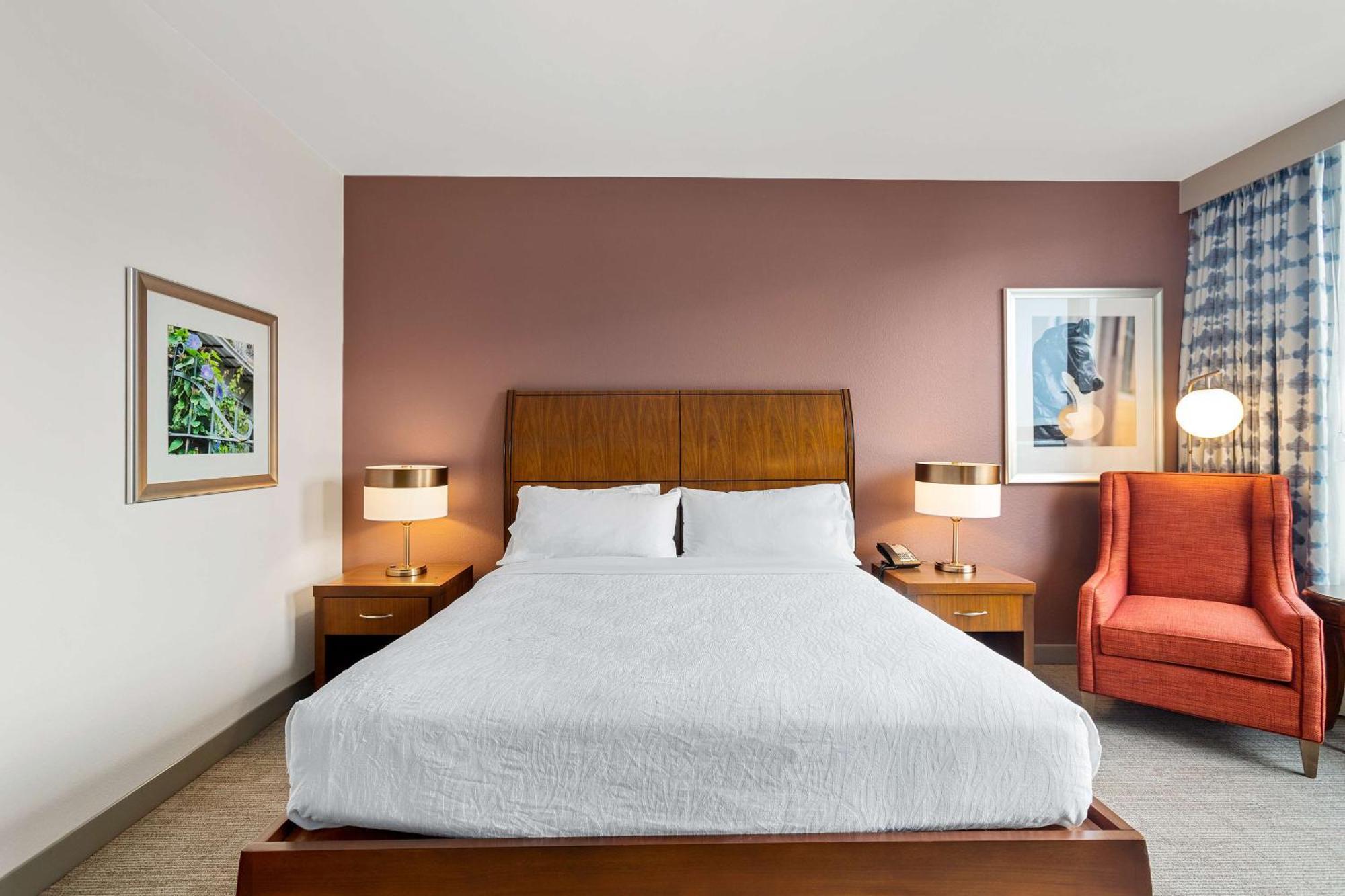 King Room,1546970422:JPEG