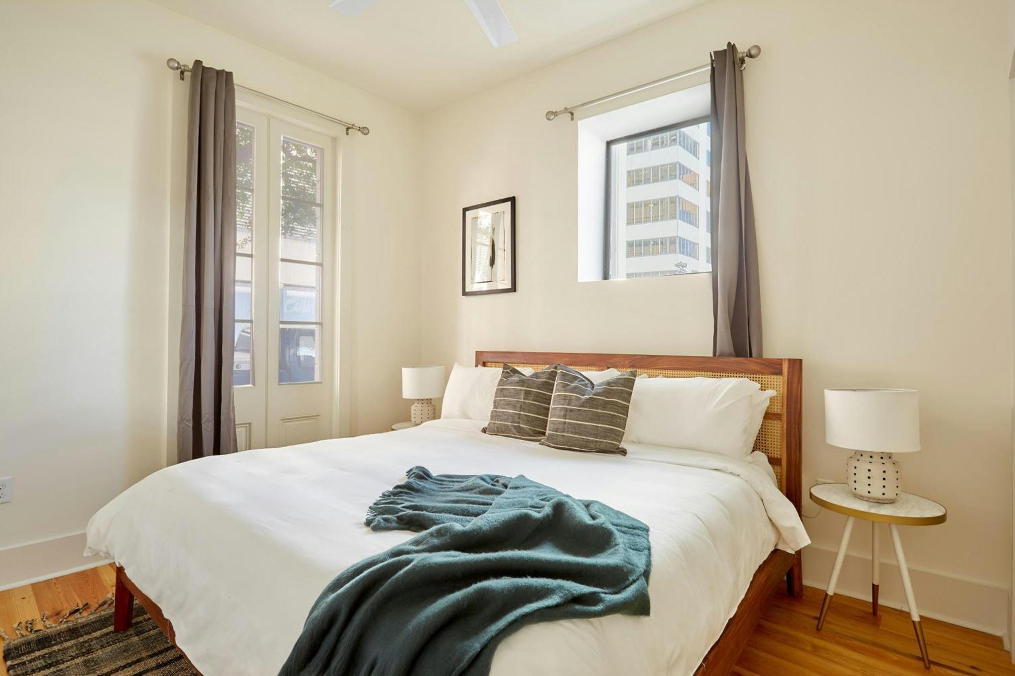 Five-Bedroom Apartment