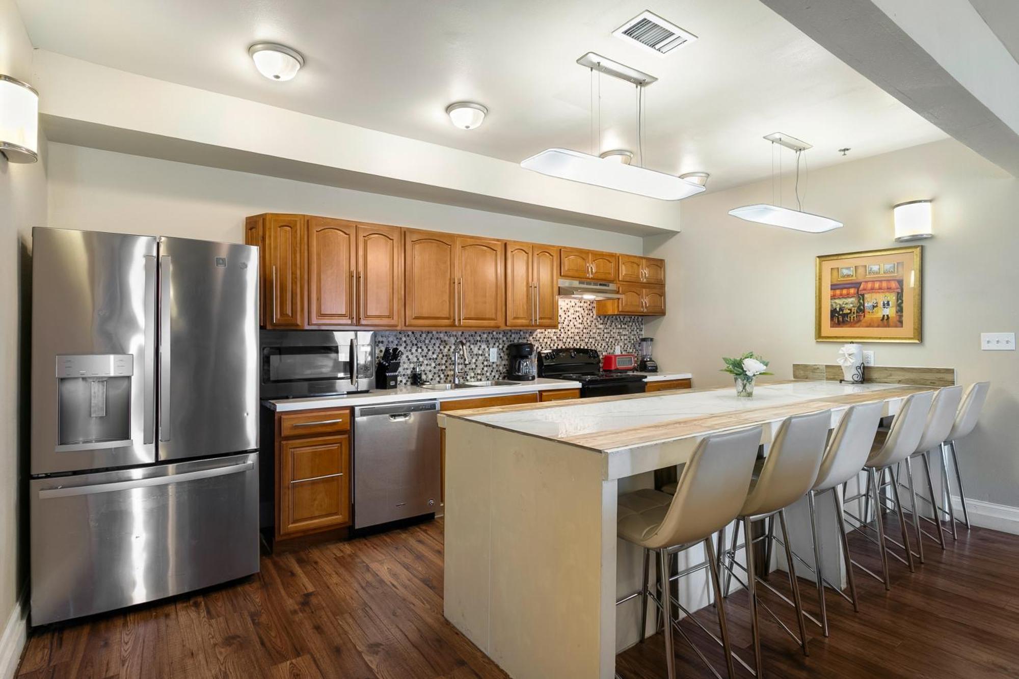 Apartment,1699329703:JPEG