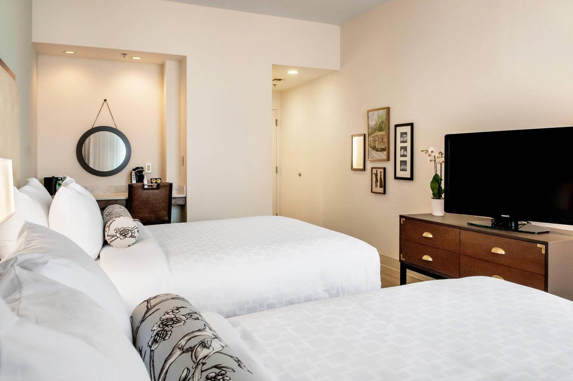 Queen Room Two Queen Beds Non-Smoking