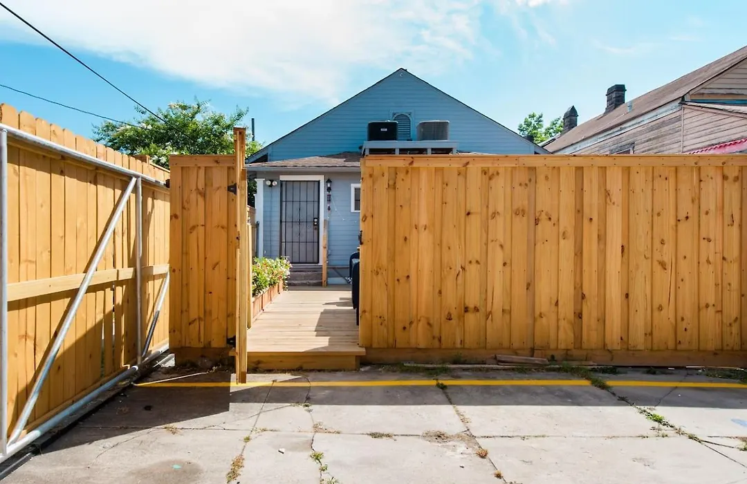 Shotgun Craftman House With Private Patio-1