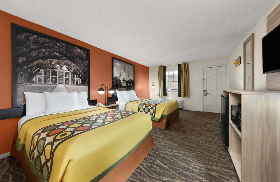 Super 8 By Wyndham New Orleans-1