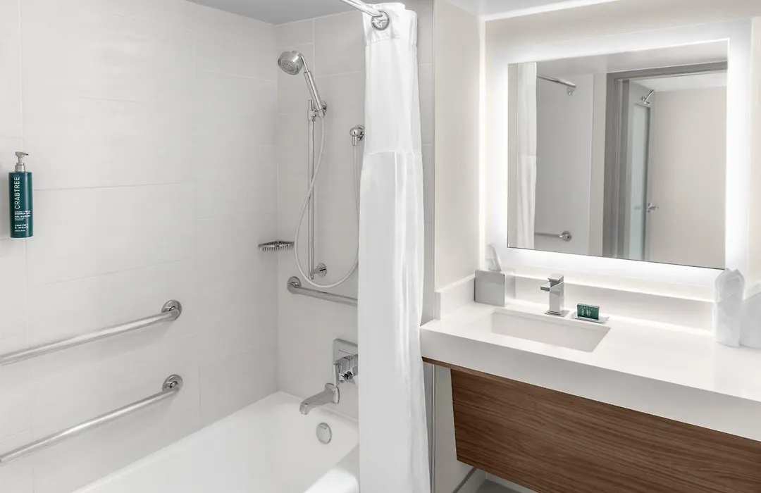 Doubletree By Hilton New Orleans-1