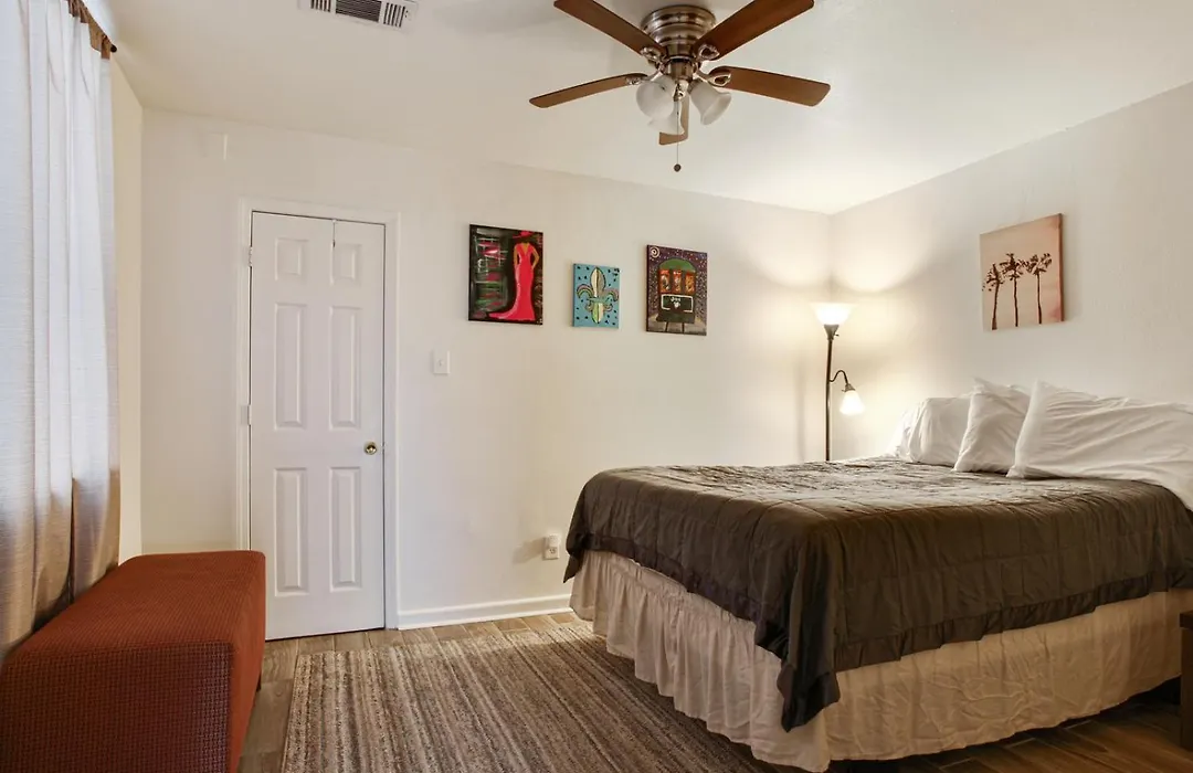 N Broad Studios-1
