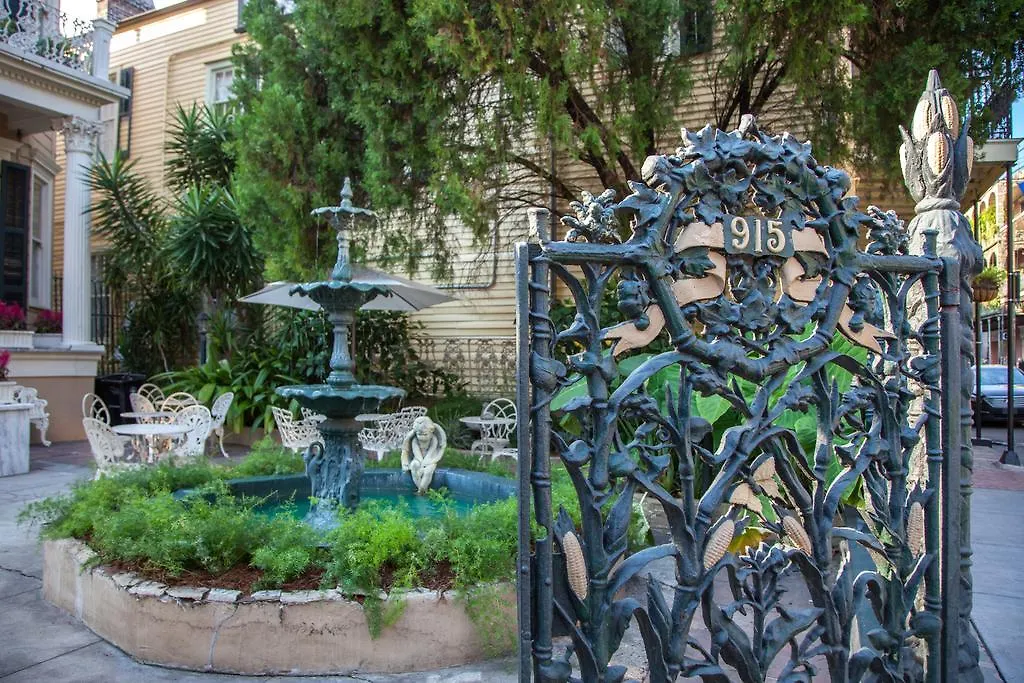 Cornstalk Hotel-1