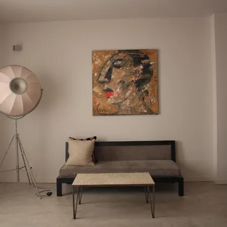 Loft 523-2