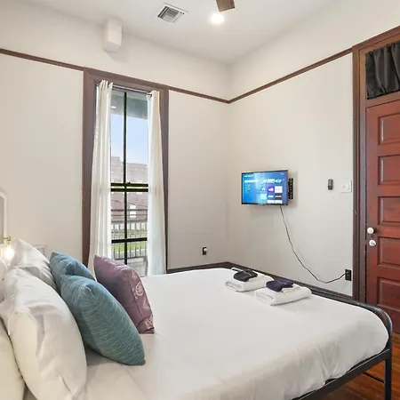 Site 61 Guesthouse-2