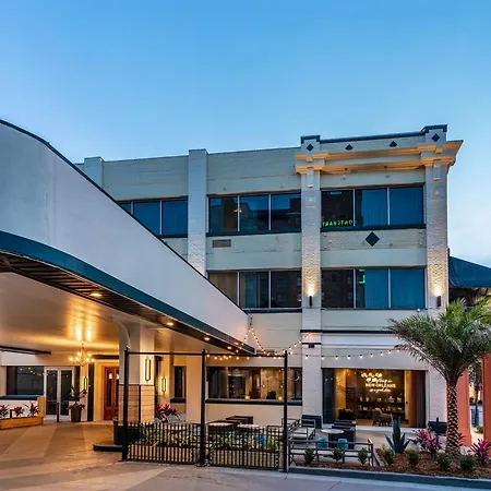 St Charles Coach House, An Ascend Collection Hotel-3