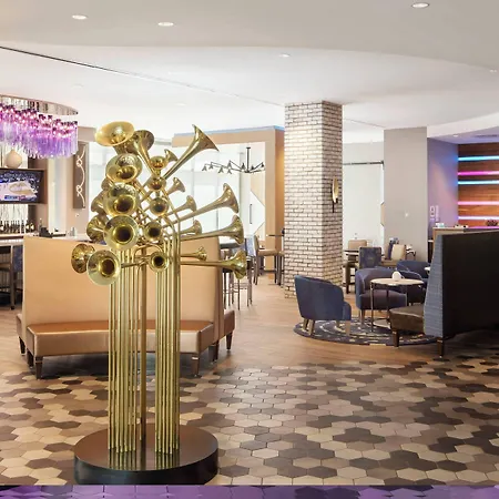 Springhill Suites By Marriott New Orleans Downtown/Canal Street-3