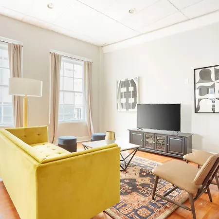 Sonder Baronne Manor-2