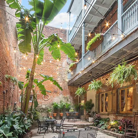 French Quarter Mansion-2