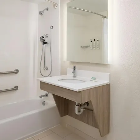 Springhill Suites By Marriott New Orleans Warehouse Arts District-3
