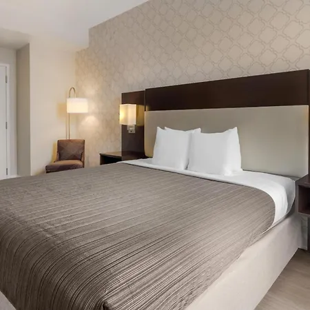 Best Western Plus St. Christopher Hotel-3