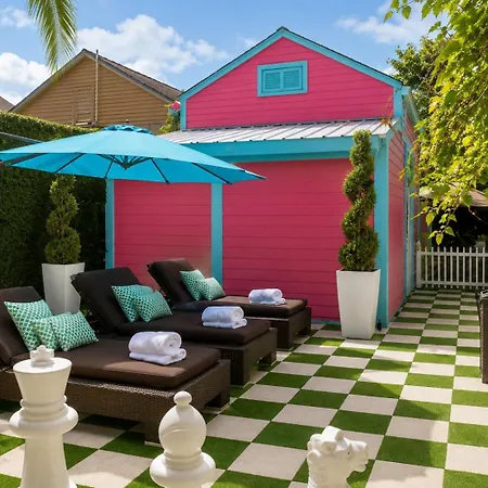 Amazing Modern Property 5 Bedroom Next To French Qt & Bourbon-2