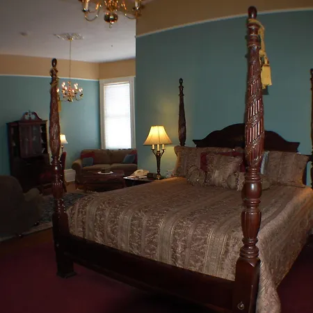 Avenue Inn Bed And Breakfast-3