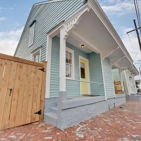 New Orleans Cottage-3