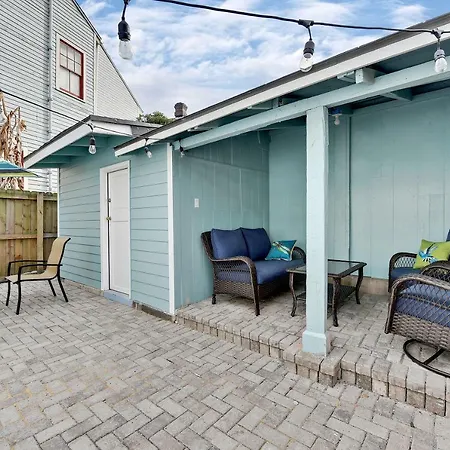 New Orleans Cottage-2