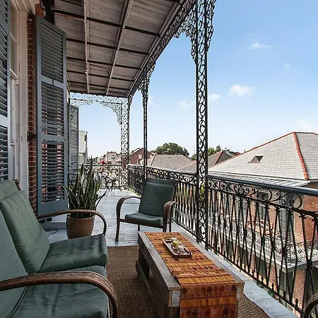 French Quarter Mansion-3